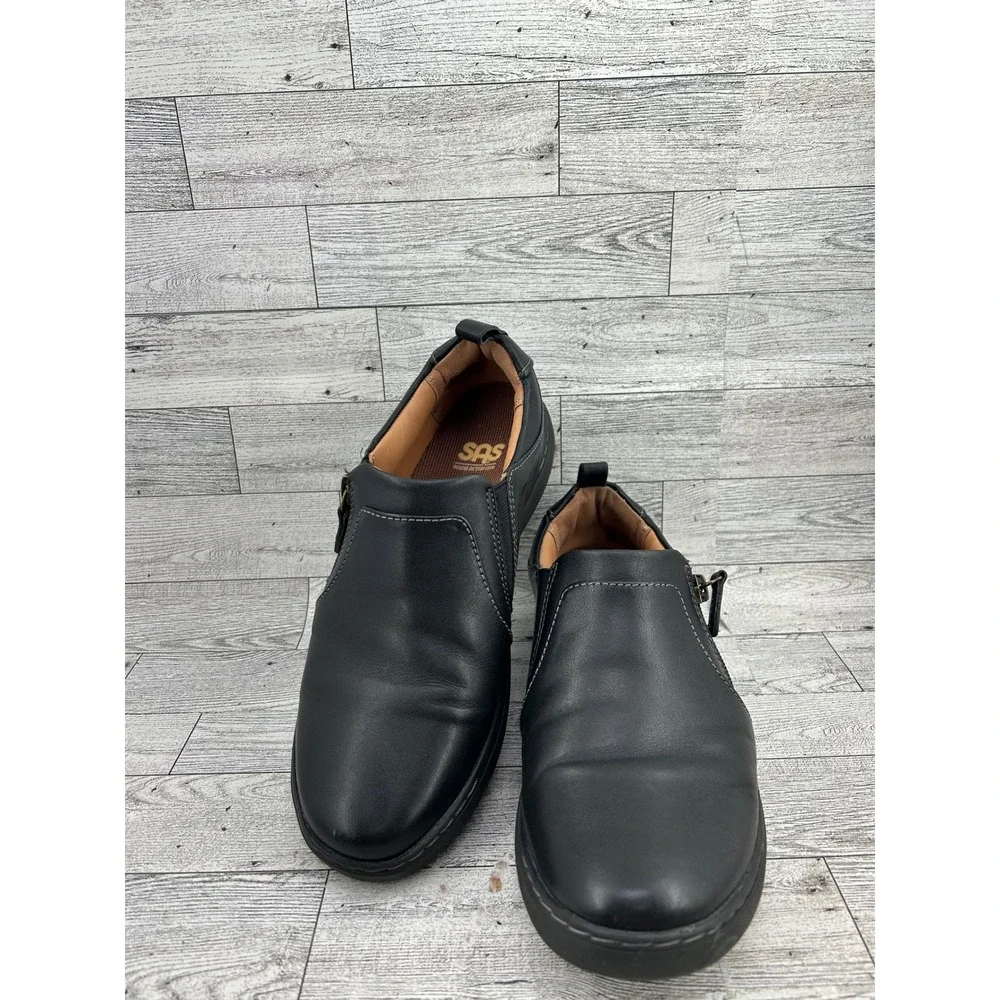 Clarks slip shoes